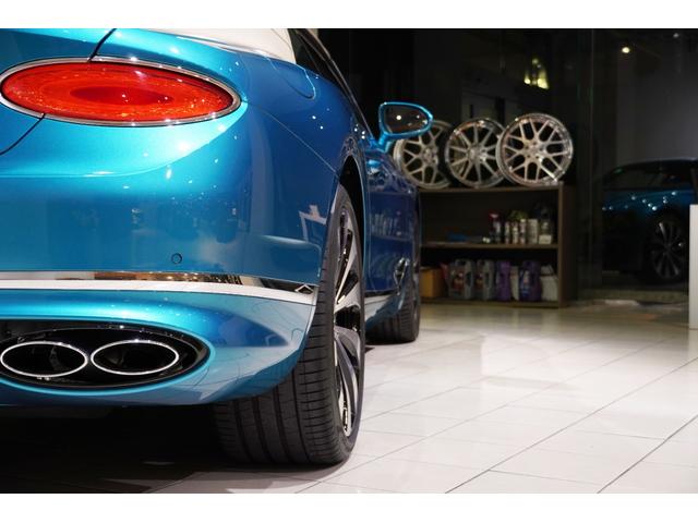 コンチネンタル GT V8アズールコンバーチブル ツーリングスペック シティスペック フロントシートコンフォートスペック ダイアモンドナーリング ムードライティングスペック バーティカルベイングリル(11枚目)