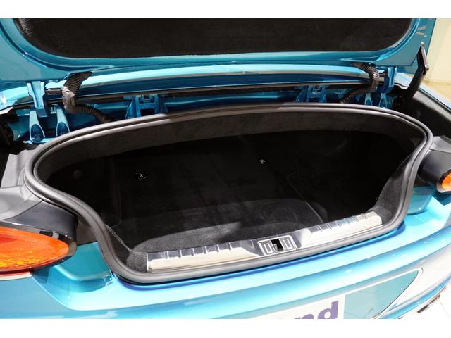 コンチネンタル GT V8アズールコンバーチブル ツーリングスペック シティスペック フロントシートコンフォートスペック ダイアモンドナーリング ムードライティングスペック バーティカルベイングリル(17枚目)