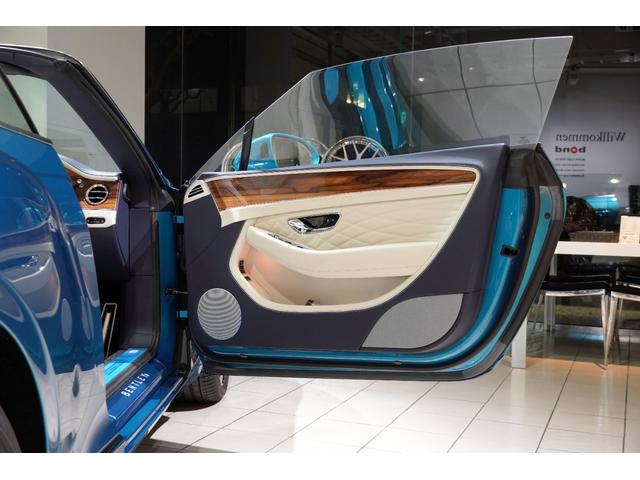 コンチネンタル GT V8アズールコンバーチブル ツーリングスペック シティスペック フロントシートコンフォートスペック ダイアモンドナーリング ムードライティングスペック バーティカルベイングリル(18枚目)