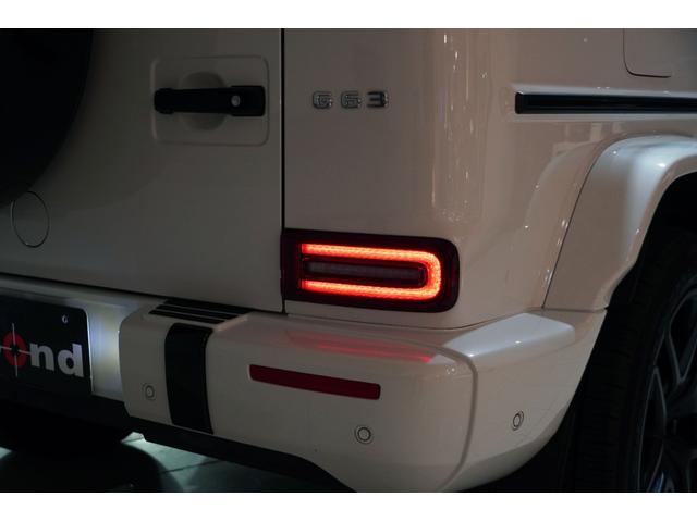 Gクラス G63 マヌファクトゥーアプログラム+ ナイトパッケージ 21インチマットブラック鍛造AW ブラック×ブラウン2トーンレザー カーボンインテリアトリム(55枚目)
