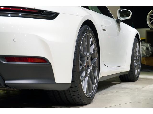 ９１１ ９１１カレラ　スポーツクロノ　スポーツエグゾースト　サンルーフ　ＲＳスパイダーＡＷ（Ｆ２０インチ／Ｒ２１インチ）　ＢＯＳＥサウンド　シートヒーター（9枚目）