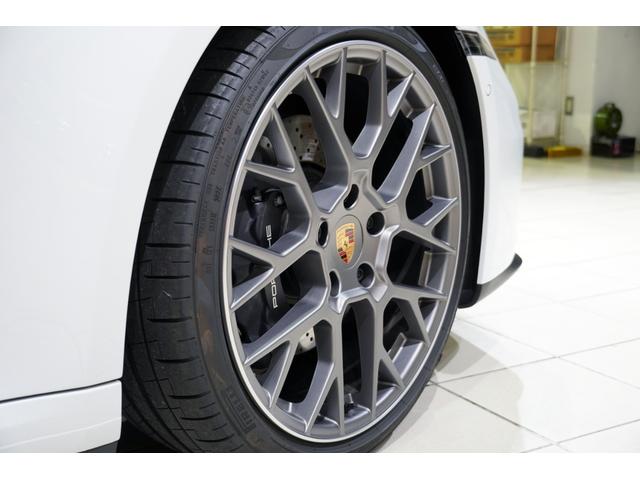 ９１１ ９１１カレラ　スポーツクロノ　スポーツエグゾースト　サンルーフ　ＲＳスパイダーＡＷ（Ｆ２０インチ／Ｒ２１インチ）　ＢＯＳＥサウンド　シートヒーター（21枚目）