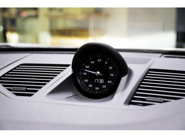 ９１１ ９１１カレラ　スポーツクロノ　スポーツエグゾースト　サンルーフ　ＲＳスパイダーＡＷ（Ｆ２０インチ／Ｒ２１インチ）　ＢＯＳＥサウンド　シートヒーター（32枚目）