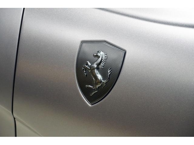 ８１２スーパーファスト ベースグレード　カーボンドライバーゾーン＋ＬＥＤステアリング　カーボンセンターブリッジ　ダッシュインサートカーボン　　Ｆリフター　パッセンジャーディスプレイ　ＡＬ１３鍛造ＡＷ　ＮＯＶＩＴＥＣスポーツスプリング（17枚目）