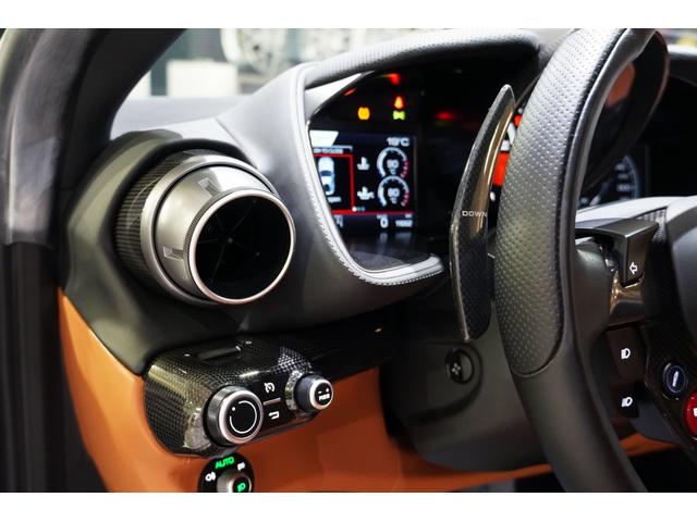 ８１２スーパーファスト ベースグレード　カーボンドライバーゾーン＋ＬＥＤステアリング　カーボンセンターブリッジ　ダッシュインサートカーボン　　Ｆリフター　パッセンジャーディスプレイ　ＡＬ１３鍛造ＡＷ　ＮＯＶＩＴＥＣスポーツスプリング（34枚目）