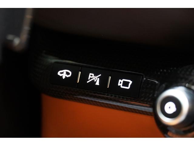 ８１２スーパーファスト ベースグレード　カーボンドライバーゾーン＋ＬＥＤステアリング　カーボンセンターブリッジ　ダッシュインサートカーボン　　Ｆリフター　パッセンジャーディスプレイ　ＡＬ１３鍛造ＡＷ　ＮＯＶＩＴＥＣスポーツスプリング（37枚目）