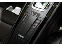 ９１１カレラＴ　マトリクスＬＥＤヘッドライト（ＰＤＬＳ＋）　カレラＴインテリアＰＫＧレッドステッチ　レーンチェンジアシスト　ティンテッドテールレンズ　パワステプラス　スポーツエグゾースト　２０インチカレラＳホイール（41枚目）