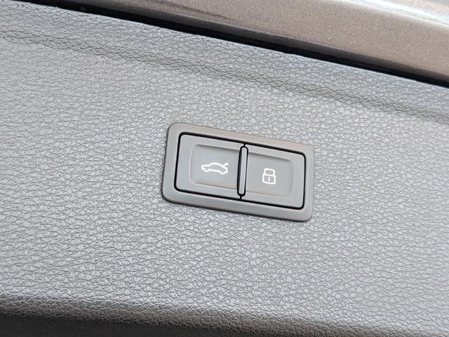 Ｑ５ ４０ＴＤＩクワトロ　Ｓライン　◆Ｓｌｉｎｅ　Ｐｌｕｓパッケージ◆コンフォートパッケージ◆ＴＶチューナー◆マルチカラーアンビエントライト◆ステアリングヒーター◆アダプティブクルーズアシスト◆（16枚目）