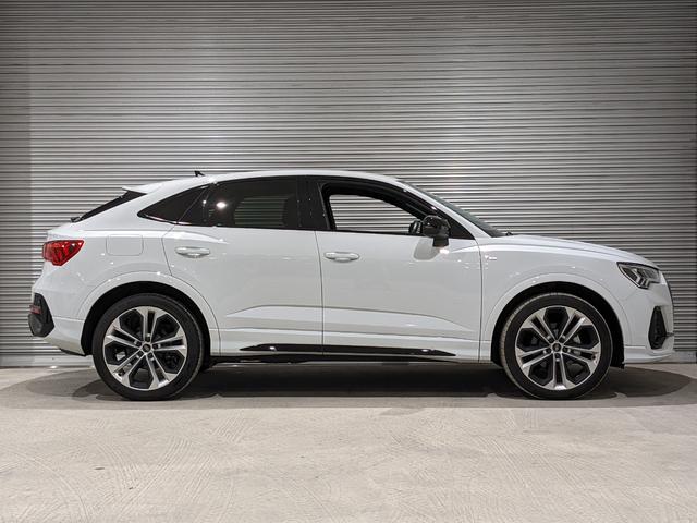 Q3スポーツバック ダイナミックエディション ダンピングコントロールサスペンション コンビニエンス&アシスタンスパッケージ プラスパッケージ テクノロジーパッケージ ブラックスタイリングパッケージ プライバシーガラス(6枚目)