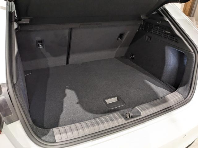 Ａ３ スポーツバック３０ＴＦＳＩ　Ｓライン　●ナビ●コンビニ＆アシスタンス●フロントシート電動●（17枚目）