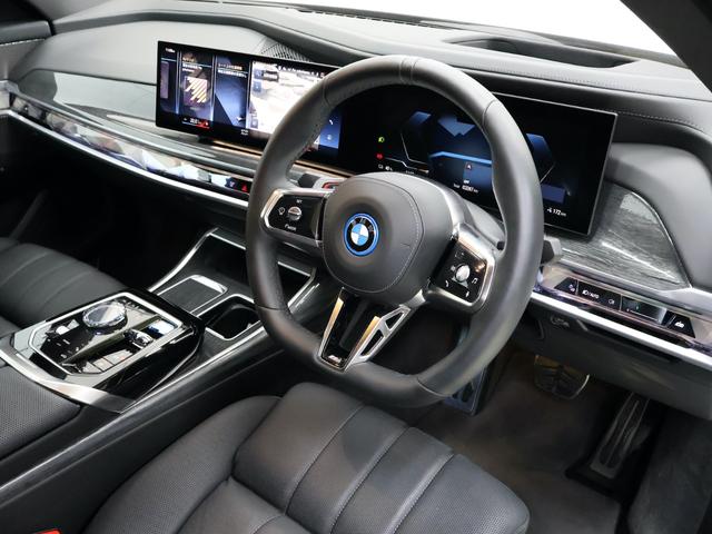 ＢＭＷ ｉ７