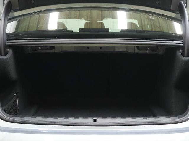 3シリーズ 320d xDriveMスポーツエディションシャドー ・EDITION SHADOW・ブラックヴァーネスカレザー・アクティブクルーズコントロール・電動テールゲート・運転席助手席電動シート・19インチホイール・ETC2.0・アダプティブLEDヘッドライト(13枚目)