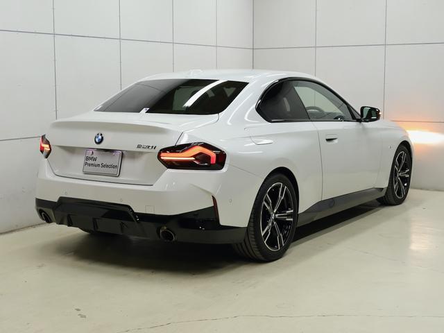 2シリーズ 220iクーペ Mスポーツ ・コニャックレザーシート・運転席助手席電動シート・シートヒーター・ACC/アクティブクルーズコントロール・LEDヘッドライト・全周囲カメラ・18インチホイール・ヘッドアップディスプレイ・ETC2.0(3枚目)