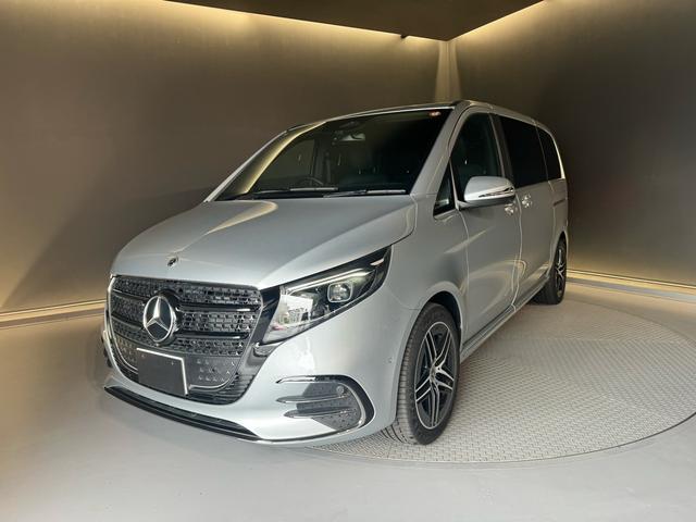 Ｖクラス Ｖ２２０ｄ　ＡＭＧラインパッケージ　ＡＭＧラインエクステリア（サイドスカート）カーボンルックインテリアトリム　１９インチＡＭＧホイール　ファブリックルーフライナー　イルミネーテッドラジエターグリル（34枚目）