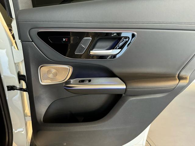 ＧＬＣ ＧＬＣ４３　４マチックＡＭＧレザエクスクルシブパケジ　ＡＭＧレザーエクスクルーシブパッケージ　エアバランスパッケージ　ウンドパーソナライゼーション機能　シートベンチレーター（シートヒーター機能）（運転席・助手席）　ステアリングヒーター（22枚目）