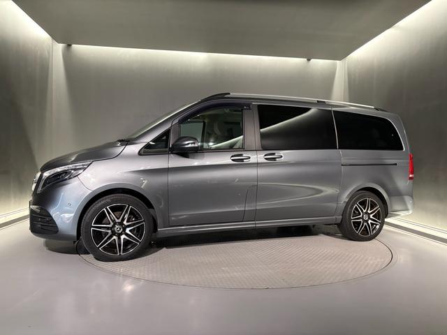 Ｖクラス Ｖ２２０ｄアバンギャルドロングＡＭＧラインパッケージ　エクスクルーシブシートパッケージ　ＡＭＧラインエクステリア（サイドスカート）パノラミックスライディングルーフ　エクスクルーシブシート　ベンチシート（３列目）（26枚目）