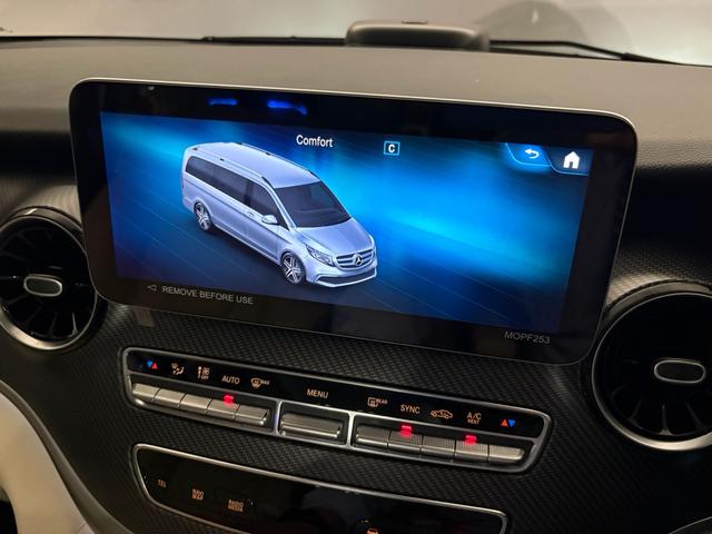 Ｖクラス Ｖ２２０ｄアバンギャルドロングＡＭＧラインパッケージ　エクスクルーシブシートパッケージ　ＡＭＧラインエクステリア（サイドスカート）パノラミックスライディングルーフ　エクスクルーシブシート　ベンチシート（３列目）（50枚目）