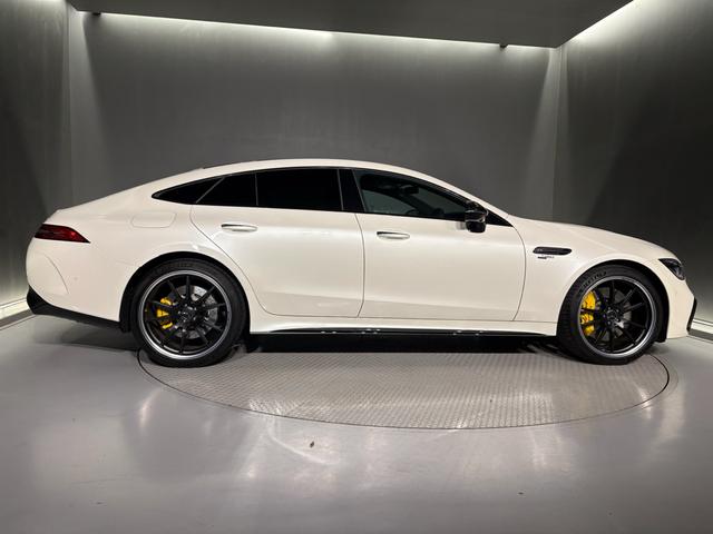 ＧＴ ４ドアクーペ ５３　４マチック＋　ＡＭＧダイナミックプラスパッケージ　　ＡＭＧイエローブレーキ・キャリパー　レーダーセーフティパッケージ　　パノラミックルーフ　　ＡＭＧパフォーマンスエグゾーストシステム（16枚目）