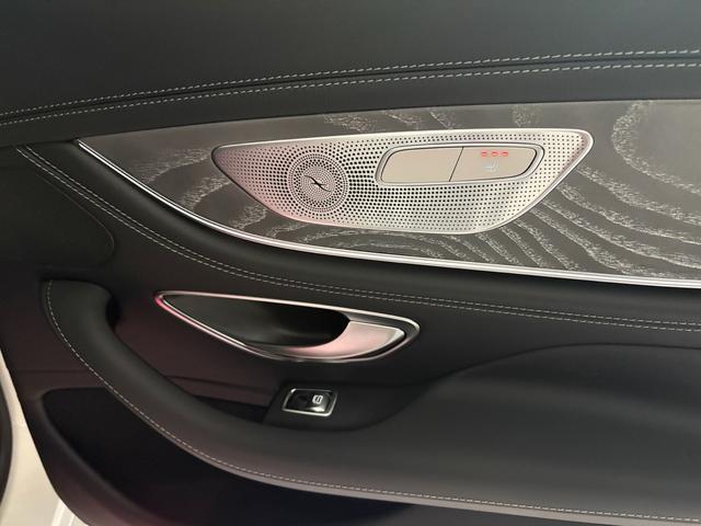 ＧＴ ４ドアクーペ ５３　４マチック＋　ＡＭＧダイナミックプラスパッケージ　　ＡＭＧイエローブレーキ・キャリパー　レーダーセーフティパッケージ　　パノラミックルーフ　　ＡＭＧパフォーマンスエグゾーストシステム（35枚目）