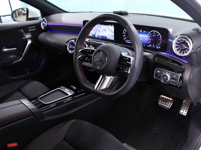 Aクラスセダン A200d セダン ・AMGライン・パノラミックスライディングルーフ(12枚目)
