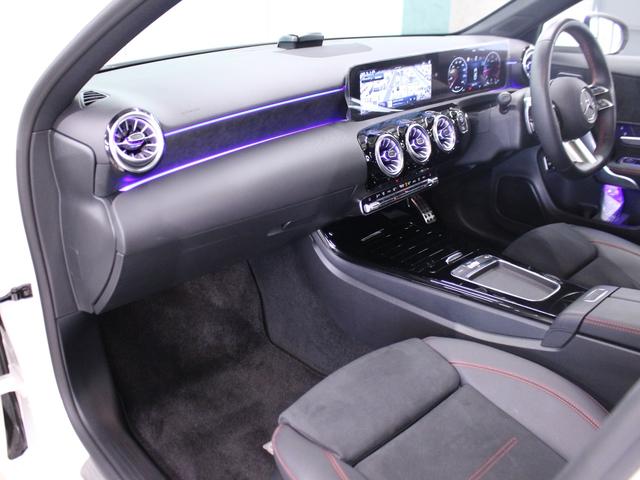 Aクラスセダン A200d セダン ・AMGライン・パノラミックスライディングルーフ(15枚目)