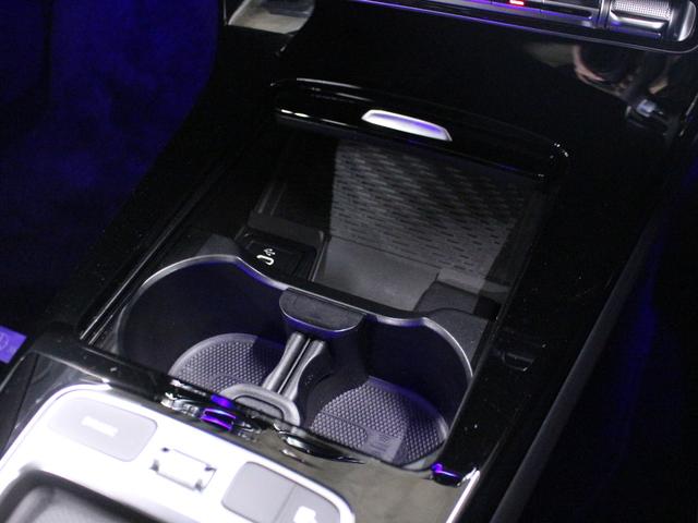 Aクラスセダン A200d セダン ・AMGライン・パノラミックスライディングルーフ(24枚目)