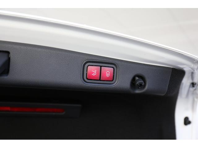 E200 アバンギャルド AMGライン 新型Eクラス AMGラインインテリアパッケージ エクスクルーシブパッケージ 紹介動画有 パノラミックスライディングルーフ ダイヤモンドホワイト ARナビゲーション/認定中古車(9枚目)
