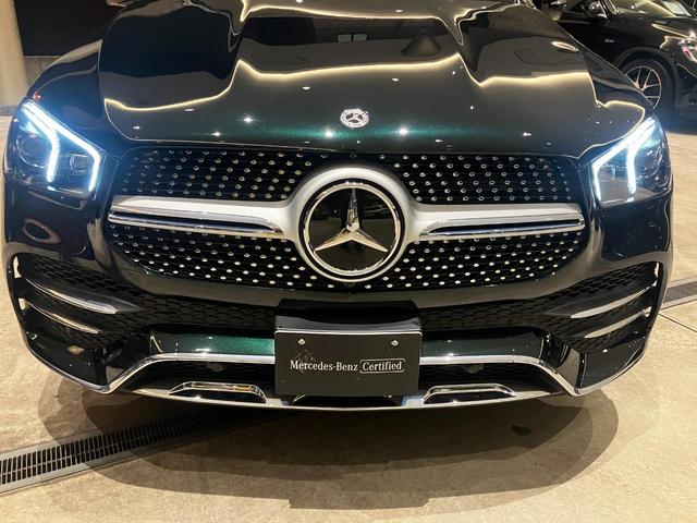 ＧＬＥ３００ｄ　４マチック　ＡＭＧライン　レザーエクスクルーシブパッケージ／黒本革シート／パノラマルーフ／ワイヤレスチャージング／エアバランスパッケージ／６４色アンビエントライト／３６０度カメラ／メタリック／２．０リッター／記録簿／禁煙(5枚目)