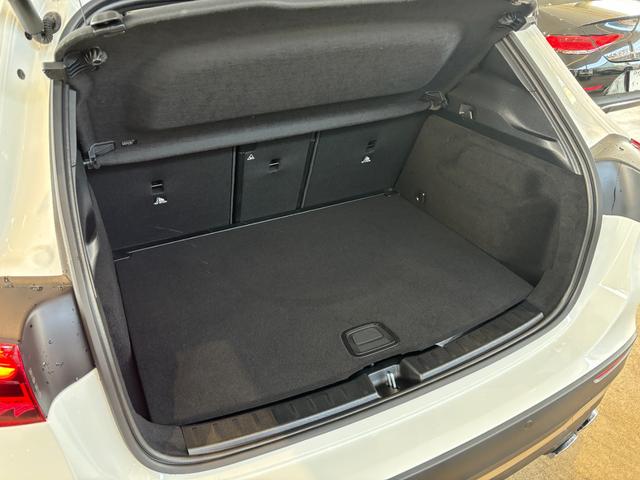 ＧＬＡクラス ＧＬＡ４５　Ｓ　４マチック＋　弊社試乗車／後期モデル／ＡＭＧパフォーマンスＰ／本革シート／シートヒーター／ベンチレーター／純正ドラレコ／パノラマサンルーフ／ヘッドアップディスプレイ／アンビエントライト６４色／３６０度カメラ／禁煙車（15枚目）