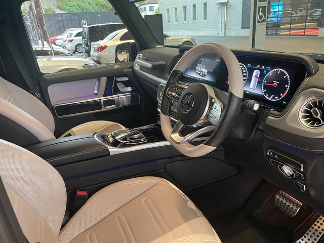 Ｇクラス Ｇ４００ｄ　ＡＭＧライン　弊社下取／ＡＭＧライン／Ｇマニュファクトゥーアプログラム／ラグジュアリーＰ／メモリー付きパワーシート／純正ドラレコ前後／ダブルエアコン／ベンチレーター／白内装／パノラマサンルーフ／本革シート／記録簿／（4枚目）