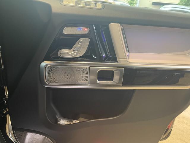 Ｇクラス Ｇ４００ｄ　ＡＭＧライン　弊社下取／ＡＭＧライン／Ｇマニュファクトゥーアプログラム／ラグジュアリーＰ／メモリー付きパワーシート／純正ドラレコ前後／ダブルエアコン／ベンチレーター／白内装／パノラマサンルーフ／本革シート／記録簿／（13枚目）