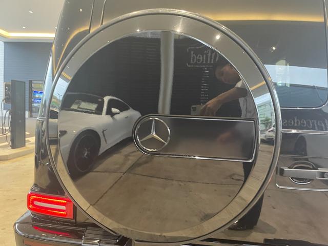 Ｇクラス Ｇ４００ｄ　ＡＭＧライン　弊社下取／ＡＭＧライン／Ｇマニュファクトゥーアプログラム／ラグジュアリーＰ／メモリー付きパワーシート／純正ドラレコ前後／ダブルエアコン／ベンチレーター／白内装／パノラマサンルーフ／本革シート／記録簿／（38枚目）