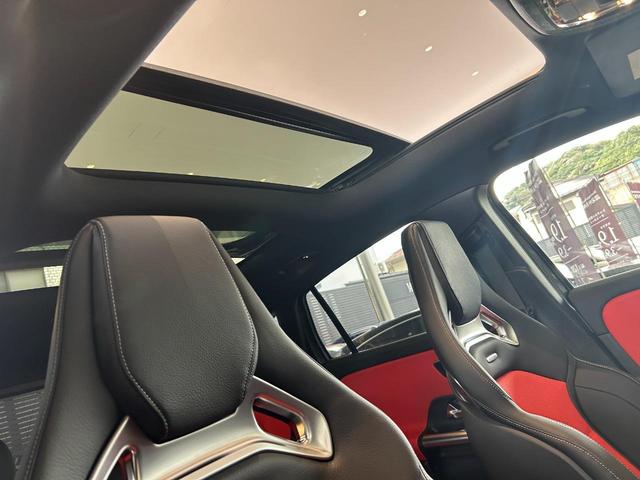 GLAクラス GLA35 4マチック AMGパフォーマンスパッケージ/アドバンスドパッケージ/弊社デモカー/パノラミックスライディングルーフ/ヘッドアップディスプレイ/360°カメラ/ブルメスター/本革レッドシート/純正ドライブレコーダー(29枚目)