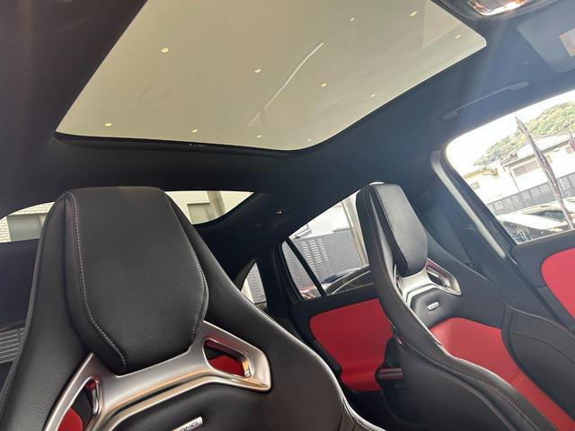 GLAクラス GLA35 4マチック AMGパフォーマンスパッケージ/アドバンスドパッケージ/弊社デモカー/パノラミックスライディングルーフ/ヘッドアップディスプレイ/360°カメラ/ブルメスター/本革レッドシート/純正ドライブレコーダー(31枚目)