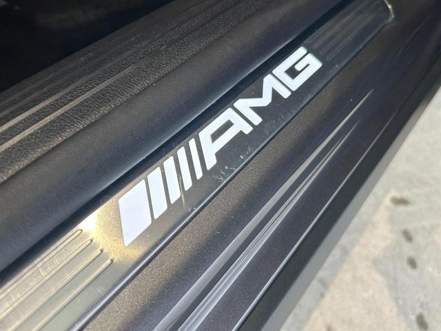 GLAクラス GLA35 4マチック AMGパフォーマンスパッケージ/アドバンスドパッケージ/弊社デモカー/パノラミックスライディングルーフ/ヘッドアップディスプレイ/360°カメラ/ブルメスター/本革レッドシート/純正ドライブレコーダー(33枚目)