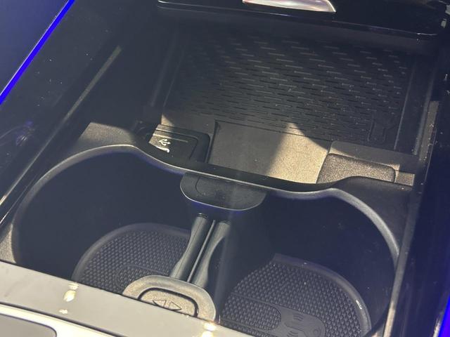 GLAクラス GLA35 4マチック AMGパフォーマンスパッケージ/アドバンスドパッケージ/弊社デモカー/パノラミックスライディングルーフ/ヘッドアップディスプレイ/360°カメラ/ブルメスター/本革レッドシート/純正ドライブレコーダー(35枚目)