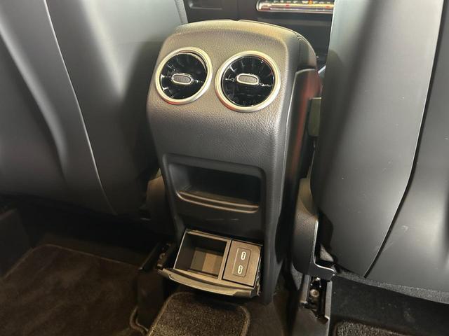 GLAクラス GLA35 4マチック AMGパフォーマンスパッケージ/アドバンスドパッケージ/弊社デモカー/パノラミックスライディングルーフ/ヘッドアップディスプレイ/360°カメラ/ブルメスター/本革レッドシート/純正ドライブレコーダー(36枚目)