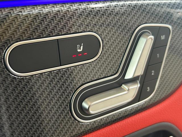 GLAクラス GLA35 4マチック AMGパフォーマンスパッケージ/アドバンスドパッケージ/弊社デモカー/パノラミックスライディングルーフ/ヘッドアップディスプレイ/360°カメラ/ブルメスター/本革レッドシート/純正ドライブレコーダー(39枚目)