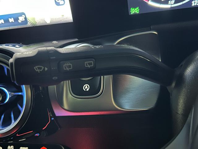 GLB GLB200d 4マチックAMGレザエクスクルシブP パノラマサンルーフ/後期モデル/AMGライン/AMGレザーエクスクルーシブP/コンフォートP/本革シート/シートヒーター/メモリー付きパワーシート/アンビエントライト64色/記録簿/禁煙車両(24枚目)