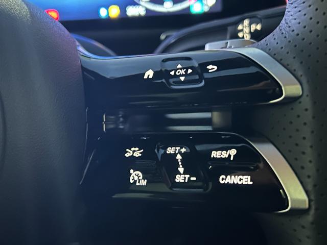 GLB GLB200d 4マチックAMGレザエクスクルシブP パノラマサンルーフ/後期モデル/AMGライン/AMGレザーエクスクルーシブP/コンフォートP/本革シート/シートヒーター/メモリー付きパワーシート/アンビエントライト64色/記録簿/禁煙車両(28枚目)