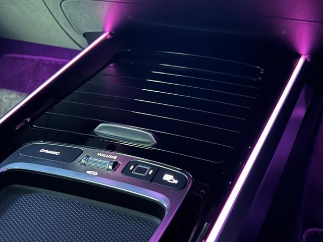 GLB GLB200d 4マチックAMGレザエクスクルシブP パノラマサンルーフ/後期モデル/AMGライン/AMGレザーエクスクルーシブP/コンフォートP/本革シート/シートヒーター/メモリー付きパワーシート/アンビエントライト64色/記録簿/禁煙車両(41枚目)