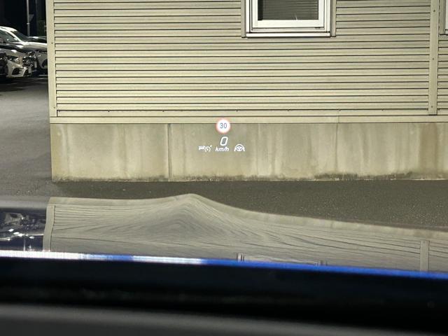 GLB GLB200d 4マチックAMGレザエクスクルシブP パノラマサンルーフ/後期モデル/AMGライン/AMGレザーエクスクルーシブP/コンフォートP/本革シート/シートヒーター/メモリー付きパワーシート/アンビエントライト64色/記録簿/禁煙車両(47枚目)