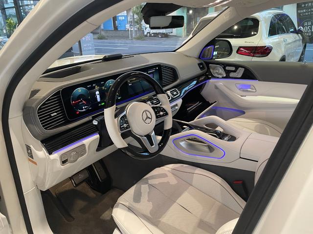 GLS GLS600 ファーストクラスパッケージ 弊社下取り/ファーストクラスP/ナッパーレザーシート/パノラマサンルーフ/本革シート/クーリングボックス/左右独立シート(後席)/専用シャンパングラス格納/電動ブラインド(後席)/エアサス/360度カ(7枚目)