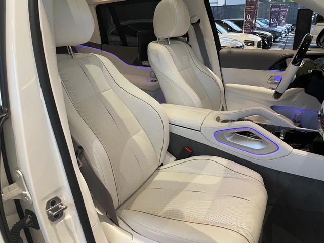 GLS GLS600 ファーストクラスパッケージ 弊社下取り/ファーストクラスP/ナッパーレザーシート/パノラマサンルーフ/本革シート/クーリングボックス/左右独立シート(後席)/専用シャンパングラス格納/電動ブラインド(後席)/エアサス/360度カ(24枚目)