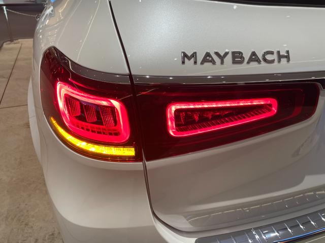 GLS GLS600 ファーストクラスパッケージ 弊社下取り/ファーストクラスP/ナッパーレザーシート/パノラマサンルーフ/本革シート/クーリングボックス/左右独立シート(後席)/専用シャンパングラス格納/電動ブラインド(後席)/エアサス/360度カ(40枚目)