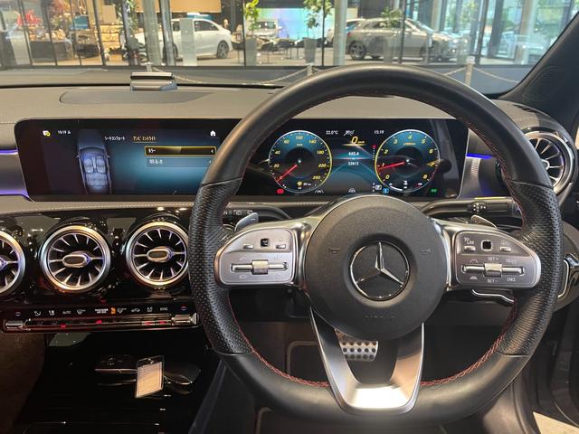 Aクラス A180 スタイル AMGレザーエクスクルシブパケジ レザーエクスクルーシブパッケージ/アドバンスドパッケージ/ヘッドアップディスプレイ/360°カメラ/アンビエントライト64色/ワイヤレスチャージング/純正ドライブレコーダー/メモリー付き電動パワーシー(6枚目)