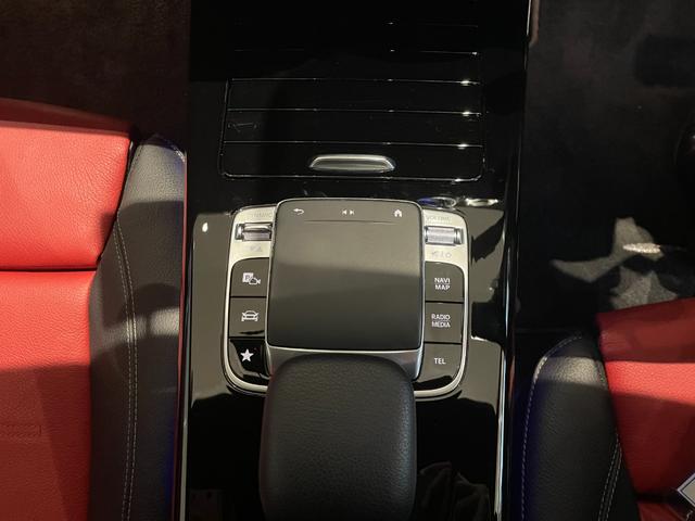 Aクラス A180 スタイル AMGレザーエクスクルシブパケジ レザーエクスクルーシブパッケージ/アドバンスドパッケージ/ヘッドアップディスプレイ/360°カメラ/アンビエントライト64色/ワイヤレスチャージング/純正ドライブレコーダー/メモリー付き電動パワーシー(15枚目)