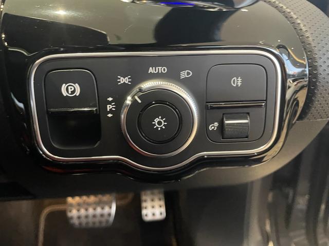 Aクラス A180 スタイル AMGレザーエクスクルシブパケジ レザーエクスクルーシブパッケージ/アドバンスドパッケージ/ヘッドアップディスプレイ/360°カメラ/アンビエントライト64色/ワイヤレスチャージング/純正ドライブレコーダー/メモリー付き電動パワーシー(16枚目)