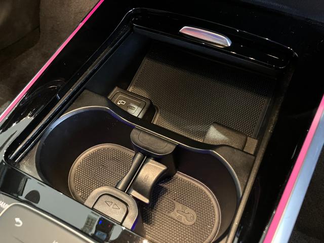 ＧＬＢ ＧＬＢ３５　４マチック　弊社下取り／前期／メモリー付きパワーシート／本革シート／パノラマサンルーフ／純正ドラレコ前後／３６０度カメラ／シートヒーター／ブルメスター／ＨＵＤ／オートハイビーム／電動トランク／ワンオーナー／禁煙（18枚目）