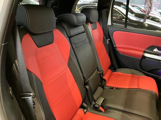 ＧＬＢ ＧＬＢ３５　４マチック　弊社下取り／前期／メモリー付きパワーシート／本革シート／パノラマサンルーフ／純正ドラレコ前後／３６０度カメラ／シートヒーター／ブルメスター／ＨＵＤ／オートハイビーム／電動トランク／ワンオーナー／禁煙（40枚目）